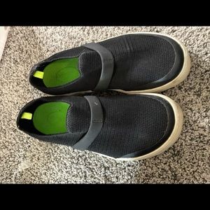 Oofos Black OOmg Low Womens Comfort Shoe Size 9/40